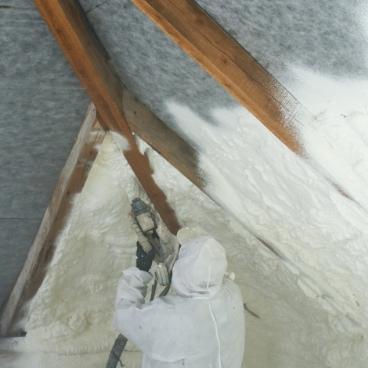 How To Remove Spray Foam Insulation From Skin? (2025 Guide) 1 how to remove spray foam insulation from skin